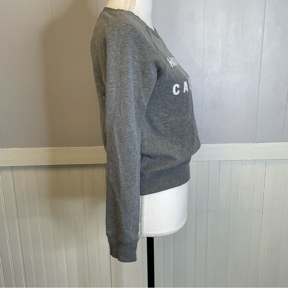 Hollister Pullover Raised Felt Letter Sweatshirt size Small Gray - Picture 5 of 9